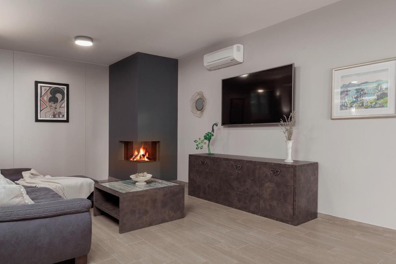 Luxury Apartments Vila Carissa Malinska Exterior foto