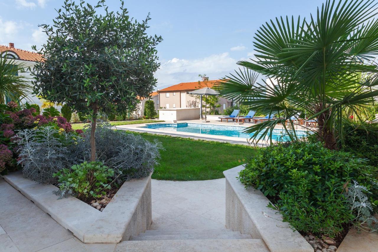 Luxury Apartments Vila Carissa Malinska Exterior foto